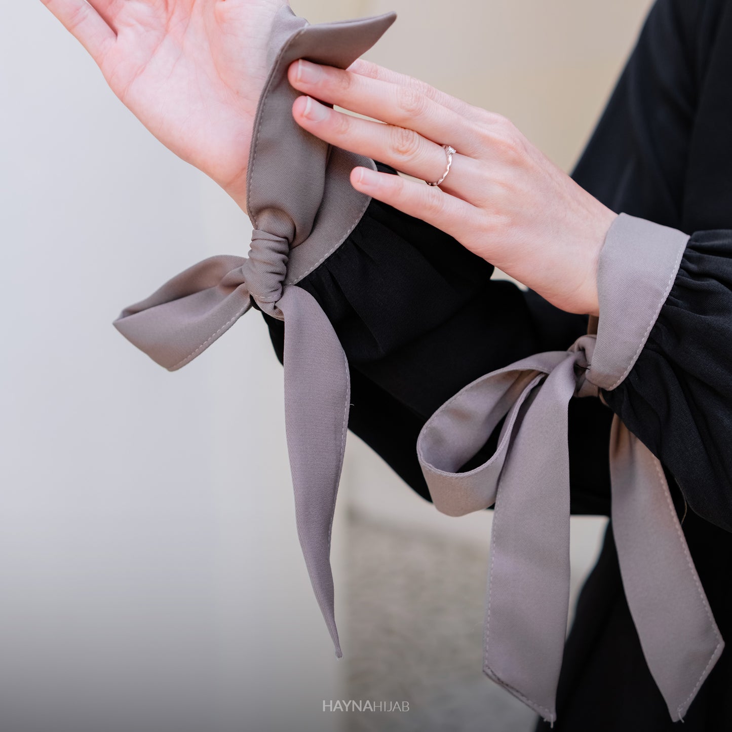 Sameera Abaya – Black Stone