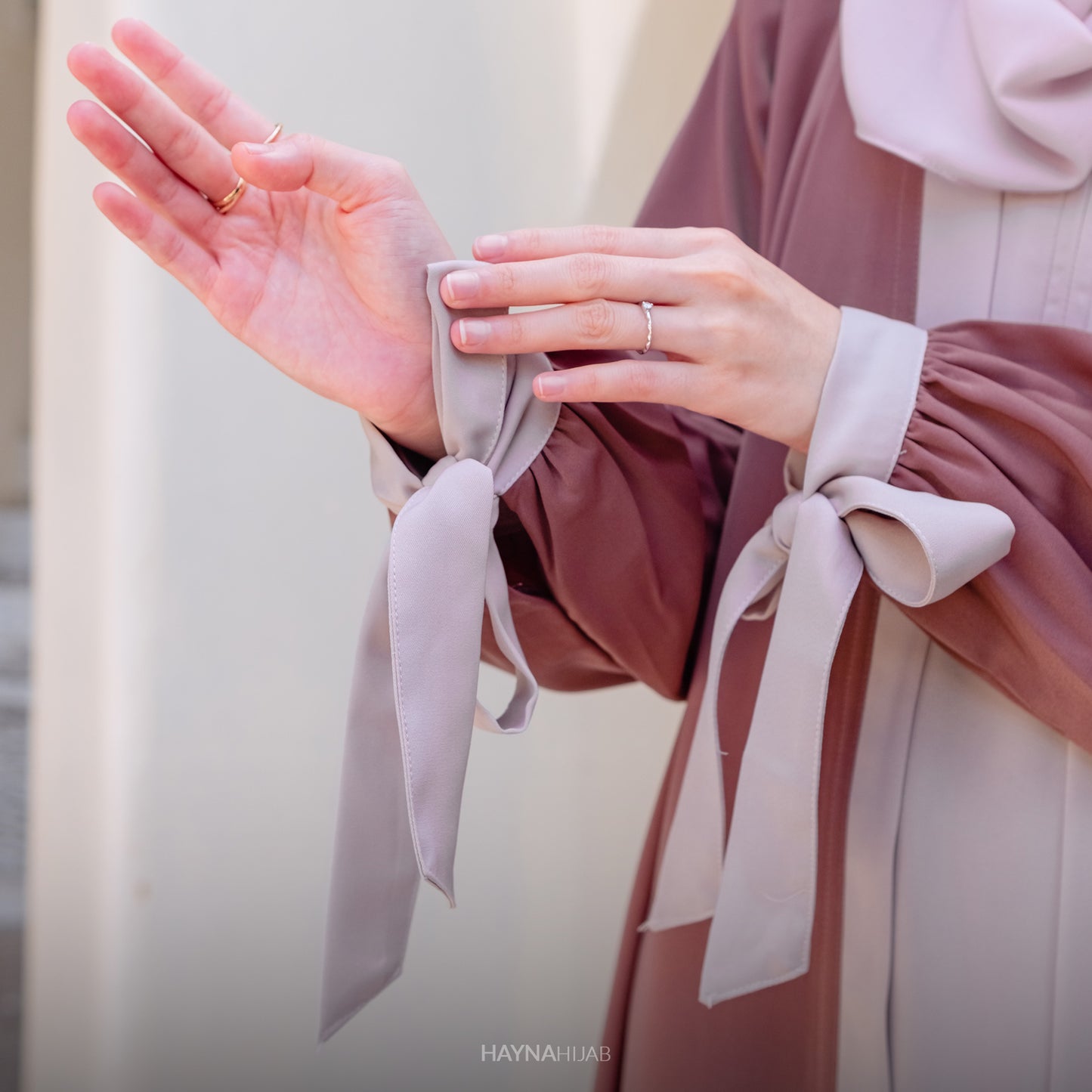 Sameera Abaya – Chocolaty Ivory