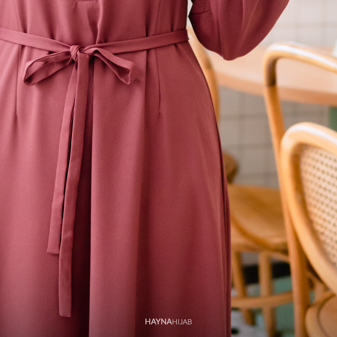 Slavia Dress - Mesa Rose