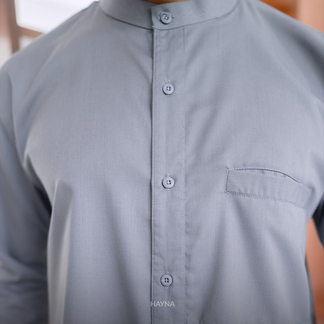 Dennish Koko – Ultimate Grey