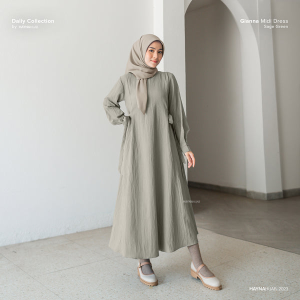 Gianna Midi Dress - Sage Green