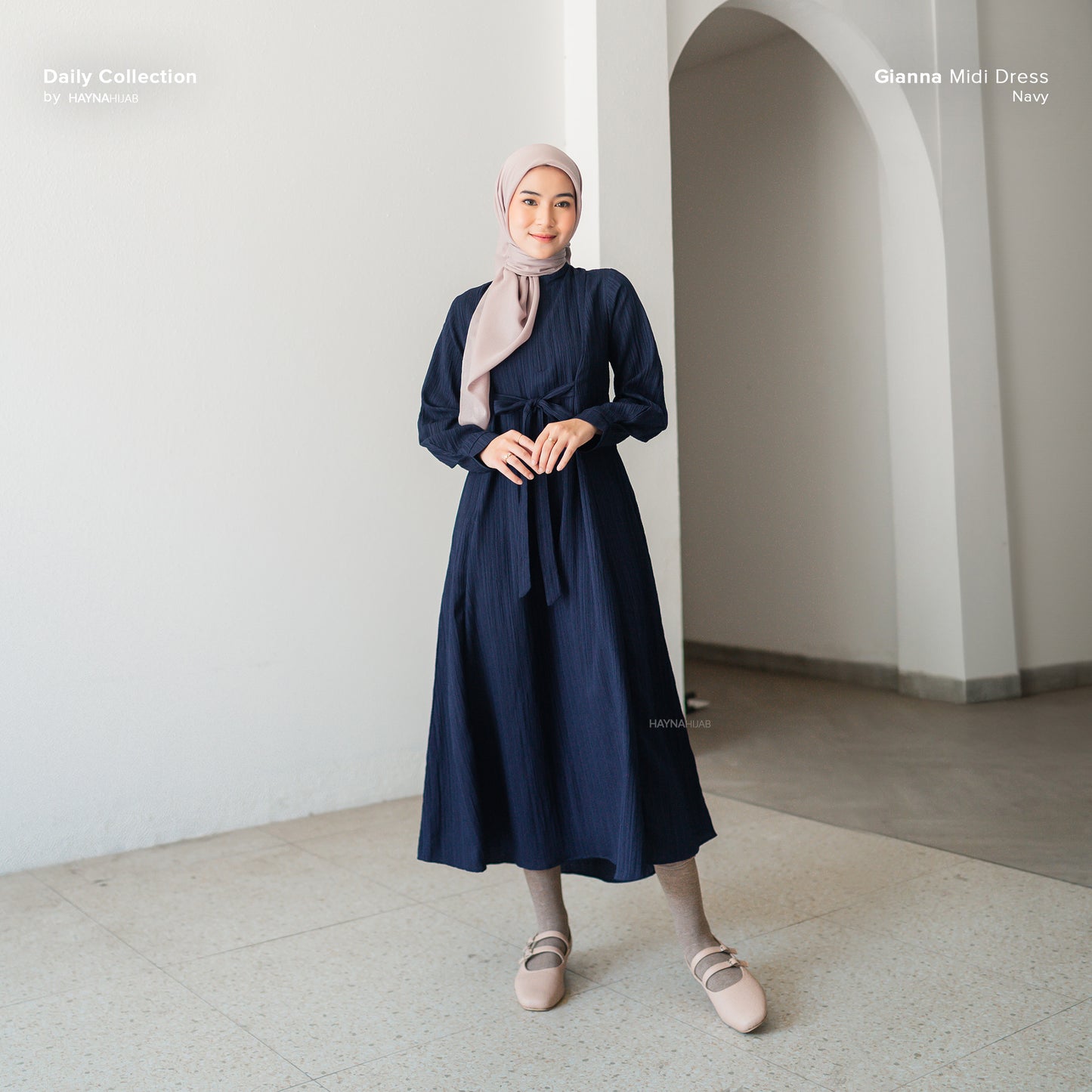 Gianna Midi Dress - Navy