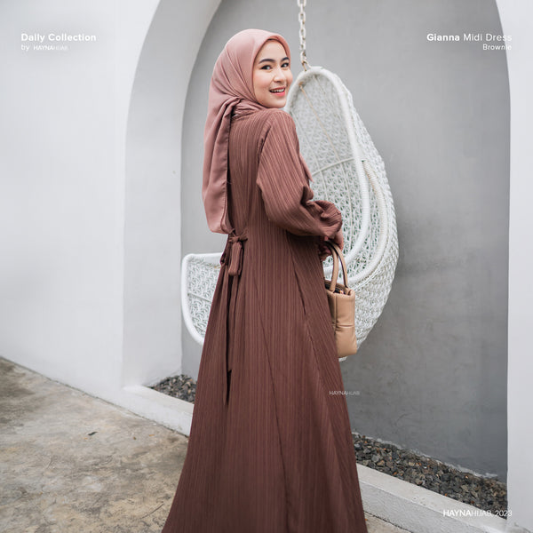 Gianna Midi Dress - Brownie